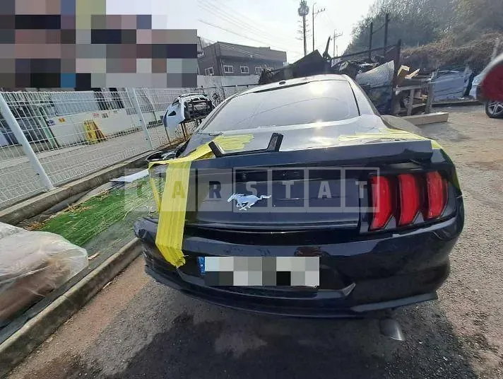 Photo 2 of 11: 2018 Ford Mustang 2.3 Coupe, VIN 1FA6P8TH7J5120068 — Korean insurance auction