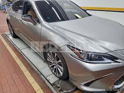 Photo 1 of 8: 2021 Lexus ES300h — Korean insurance auction