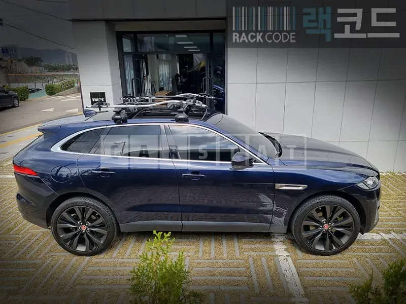 Photo 2 of 3: 2017 Jaguar F-Pace 2.0 20d AWD — Korean insurance auction