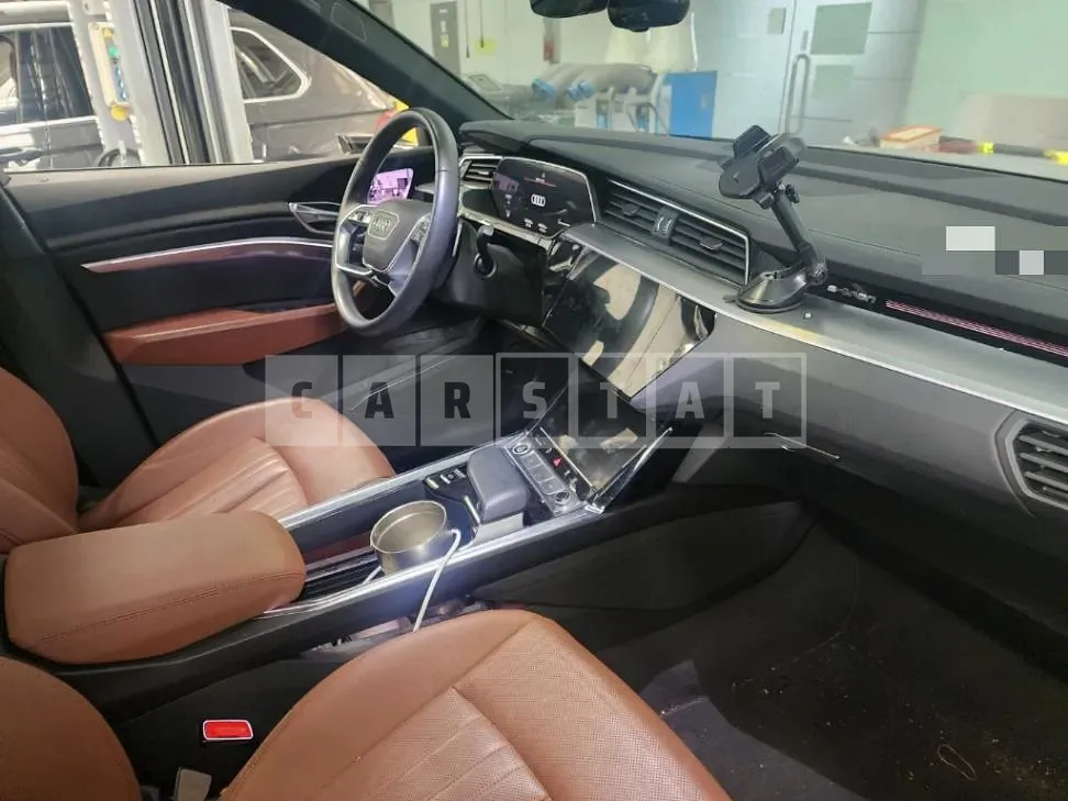 Photo 2 of 11: 2022 Audi e-tron Sportback 55 quattro — Korean insurance auction