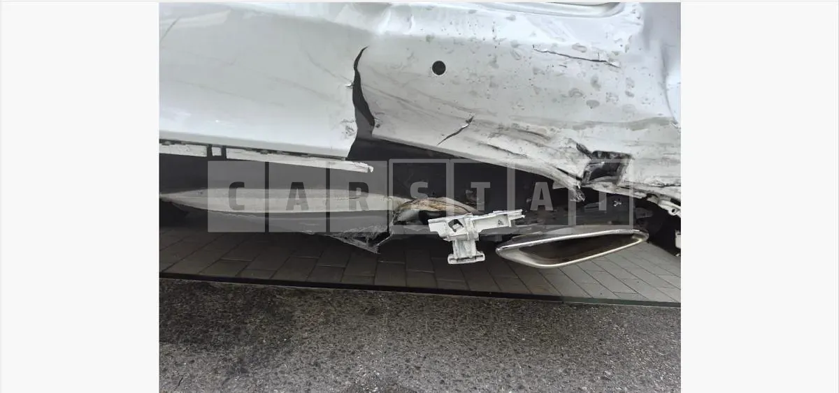 Photo 2 of 31: 2015 Mercedes-Benz E300 4Matic — Korean insurance auction