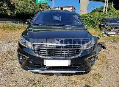 Photo 1 of 50: 2019 Kia Carnival, VIN KNAMC81ABKS559805 — Korean insurance auction