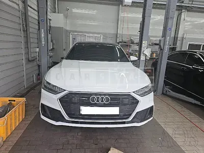 Photo 1 of 25: 2020 Audi A7 55 TFSI quattro, VIN WAUZZZF25LN069930 — Korean insurance auction