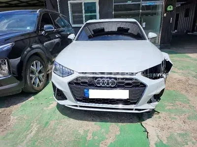 Photo 1 of 28: 2023 Audi A4 40 TFSI — Korean insurance auction
