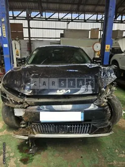 Photo 1 of 50: 2023 Kia EV6 — Korean insurance auction