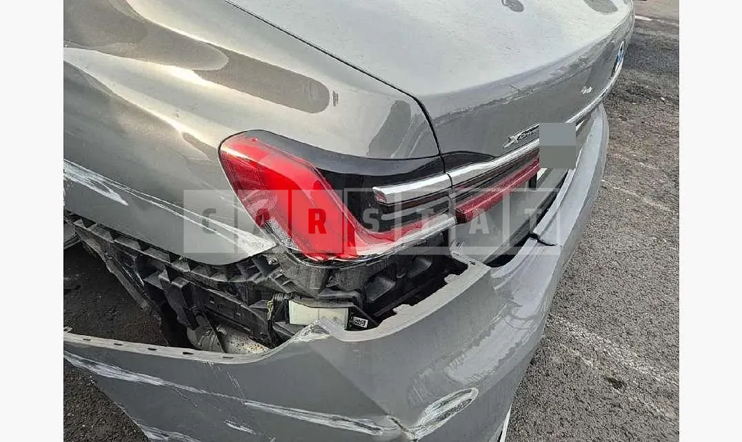 Photo 2 of 24: 2020 BMW 730Ld xDrive — Korean insurance auction