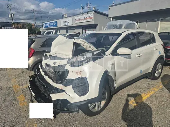 Photo 2 of 8: 2016 Kia Sportage, VIN KNAPN815GGK079572 — Korean insurance auction