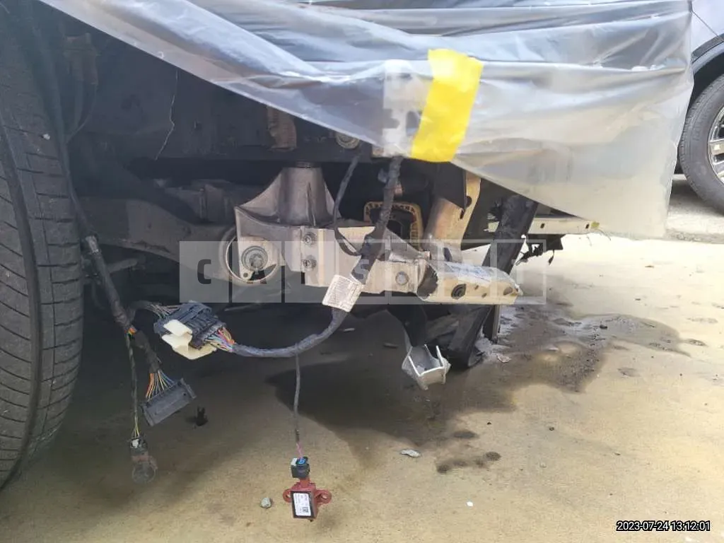 Photo 2 of 15: 2018 BMW 740Li, VIN WBA7E4101JGV26004 — Korean insurance auction