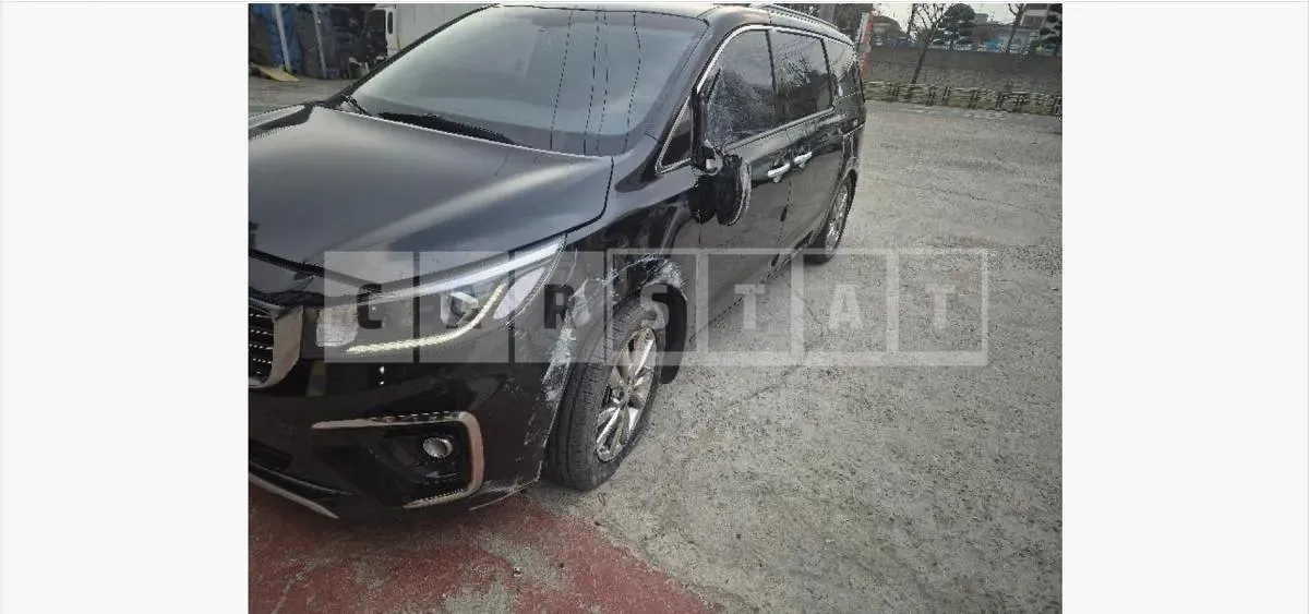 Photo 2 of 52: 2019 Kia Carnivals — Korean insurance auction