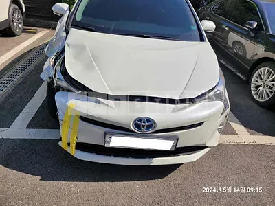 Photo 1 of 20: 2017 Toyota Prius, VIN JTDKBRFU3H3562860 — Korean insurance auction