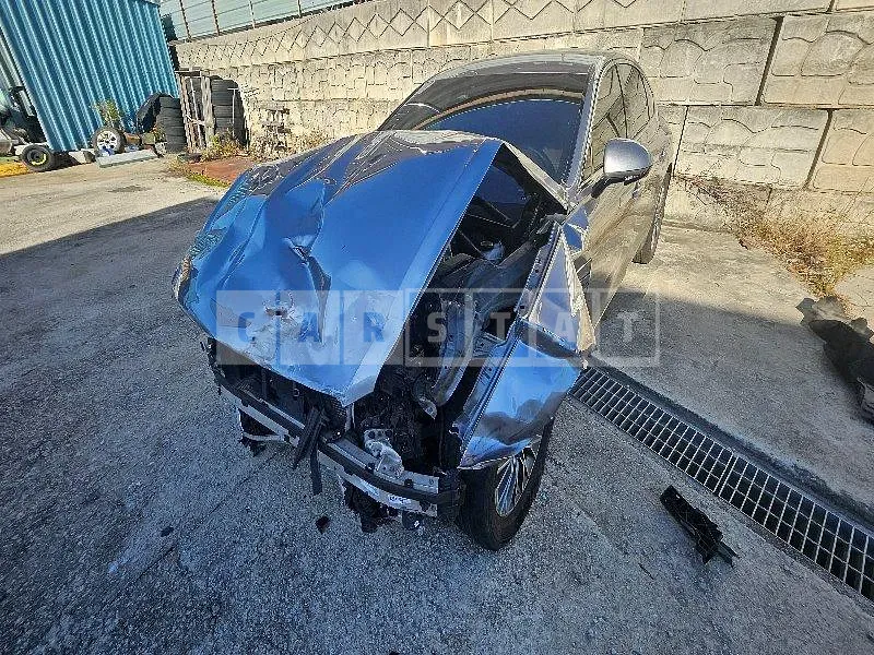 Photo 2 of 25: 2022 Genesis G80, VIN KMTGB41CDNU160020 — Korean insurance auction