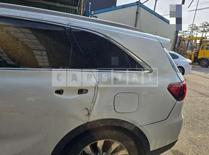 Photo 2 of 27: 2019 Kia Sorento — Korean insurance auction