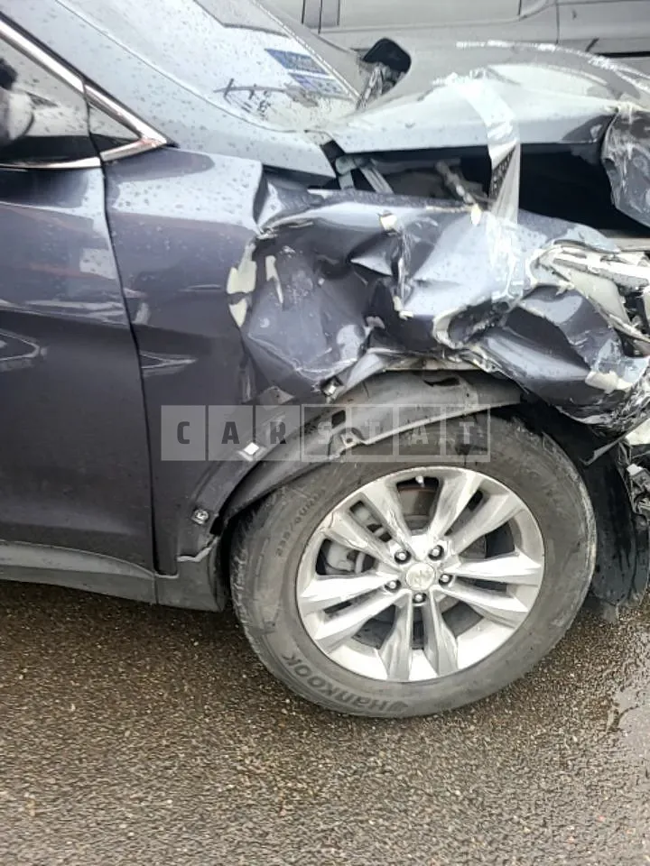 Photo 2 of 12: 2015 Hyundai Santa Fe DM 2.0, VIN KMHSW81UBGU574133 — Korean insurance auction