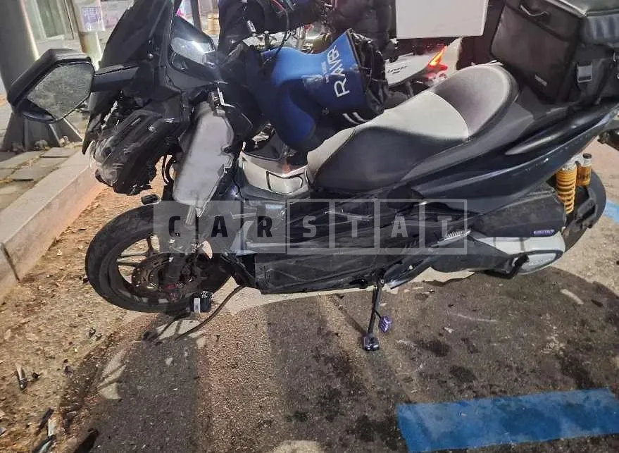 Photo 2 of 10: 2022 Honda (Two-Wheel) NSS350A — Korean insurance auction
