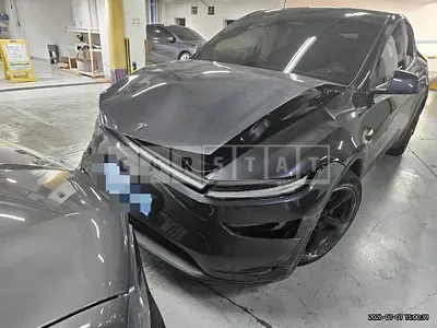 Photo 1 of 70: 2026 Tesla Model Y Premium RWD — Korean insurance auction