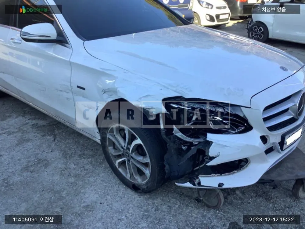Photo 2 of 10: 2018 Mercedes-Benz C350e, VIN WDDWF4HB0JR407311 — Korean insurance auction