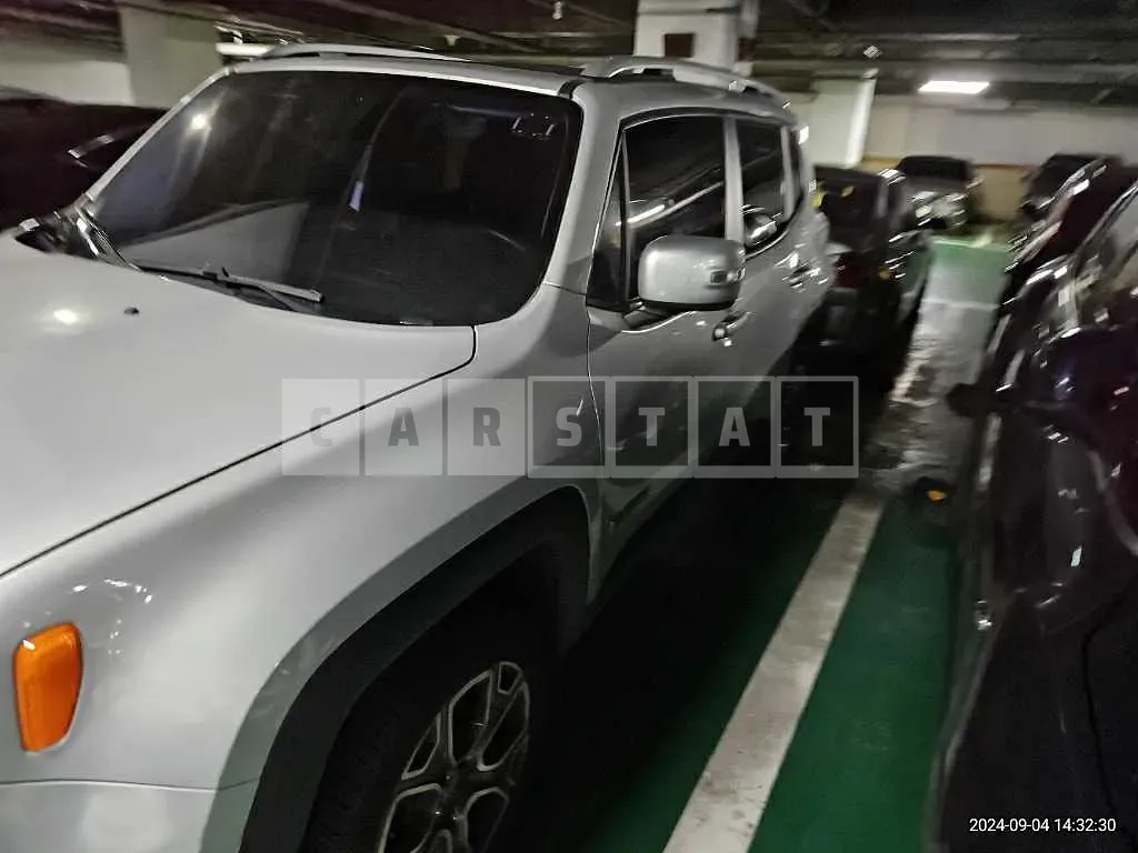 Photo 2 of 16: 2016 Jeep Zip Renegade — Korean insurance auction