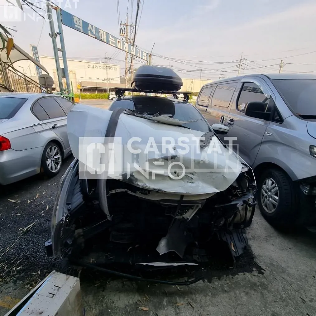 Photo 2 of 13: 2015 Kia K5 2.0 (Hybrid), VIN KNAGN41CBFA097470 — Korean insurance auction