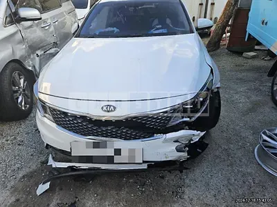Photo 1 of 11: 2015 Kia K5 2.0 (LPI) — Korean insurance auction