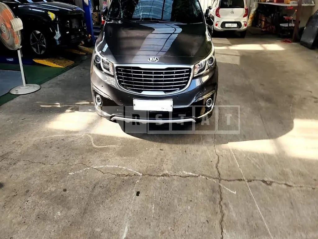 Photo 2 of 35: 2016 Kia Carnival, VIN KNAME811BGS191877 — Korean insurance auction