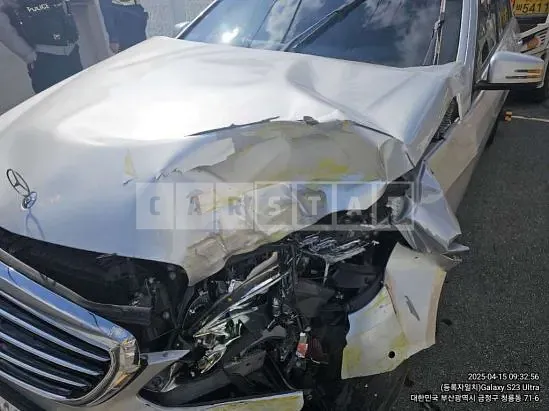 Photo 2 of 10: 2016 Mercedes-Benz E 300 — Korean insurance auction