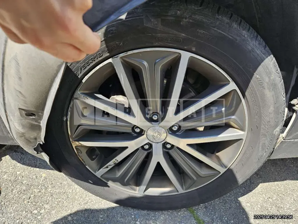Photo 2 of 3: 2017 Hyundai (parts) Tucson Wheel — Korean insurance auction