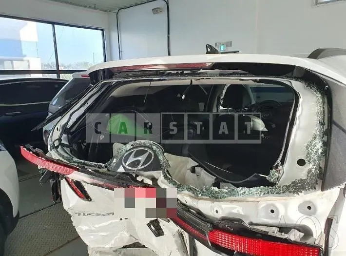 Photo 2 of 11: 2022 Hyundai Tucson Hybrid, VIN KMHJE811BNU054662 — Korean insurance auction