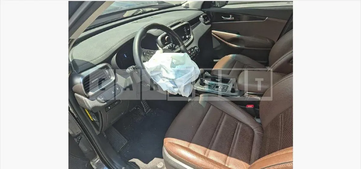 Photo 2 of 22: 2017 Kia Sorento — Korean insurance auction
