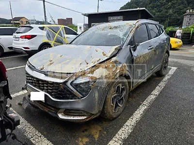 Photo 1 of 19: 2023 Kia Sportage — Korean insurance auction