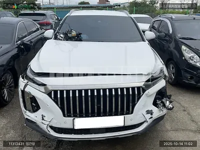 Photo 1 of 36: 2018 Hyundai Santa Fe, VIN KMHS381BBKU039371 — Korean insurance auction