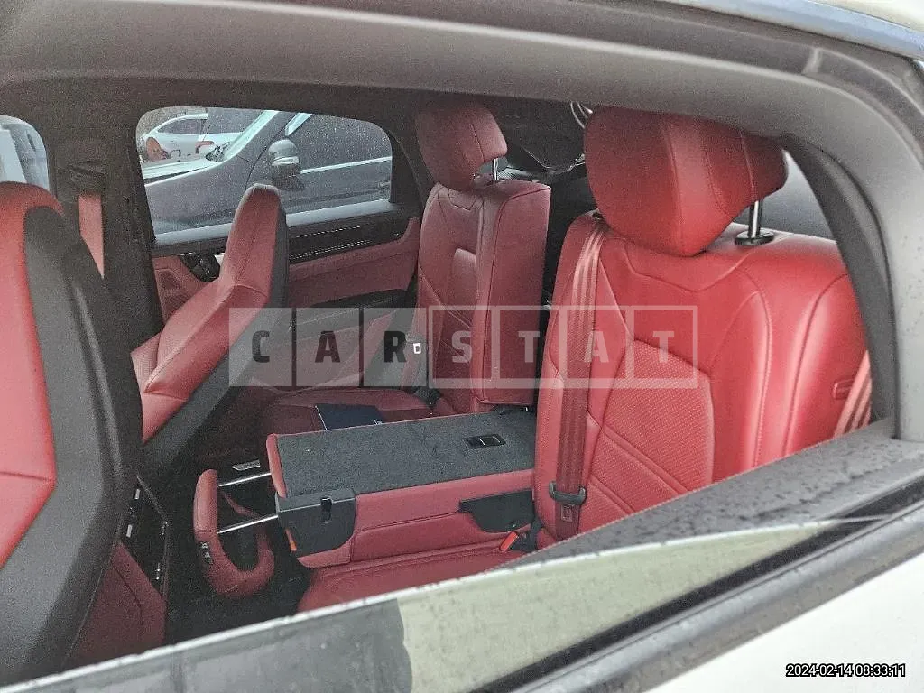 Photo 2 of 24: 2020 Porsche Cayenne Coupe, VIN WP1BA29Y9LDA68044 — Korean insurance auction