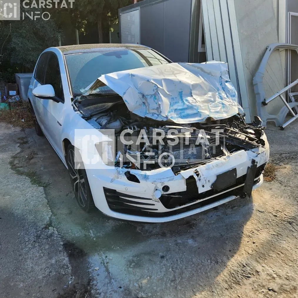 Photo 2 of 9: 2016 Volkswagen Golf GTD, VIN WVWZZZAUZGW022384 — Korean insurance auction