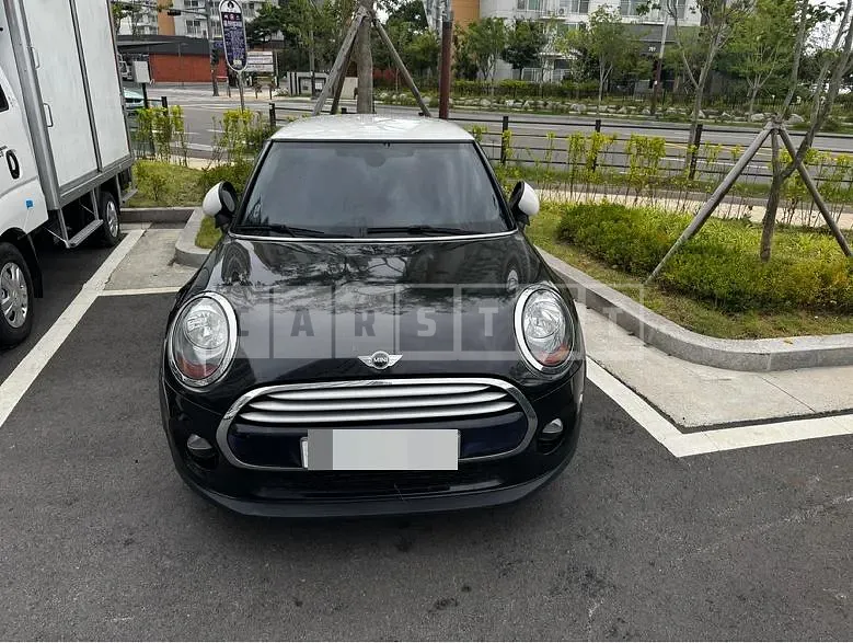 Photo 2 of 12: 2015 MINI Cooper D — Korean insurance auction