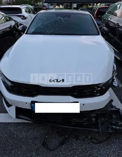 Photo 1 of 13: 2024 Kia K5 — Korean insurance auction