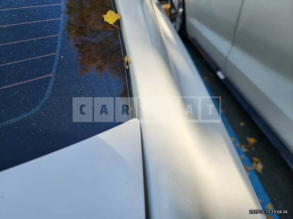 Photo 2 of 38: 2016 Lexus ES300h — Korean insurance auction