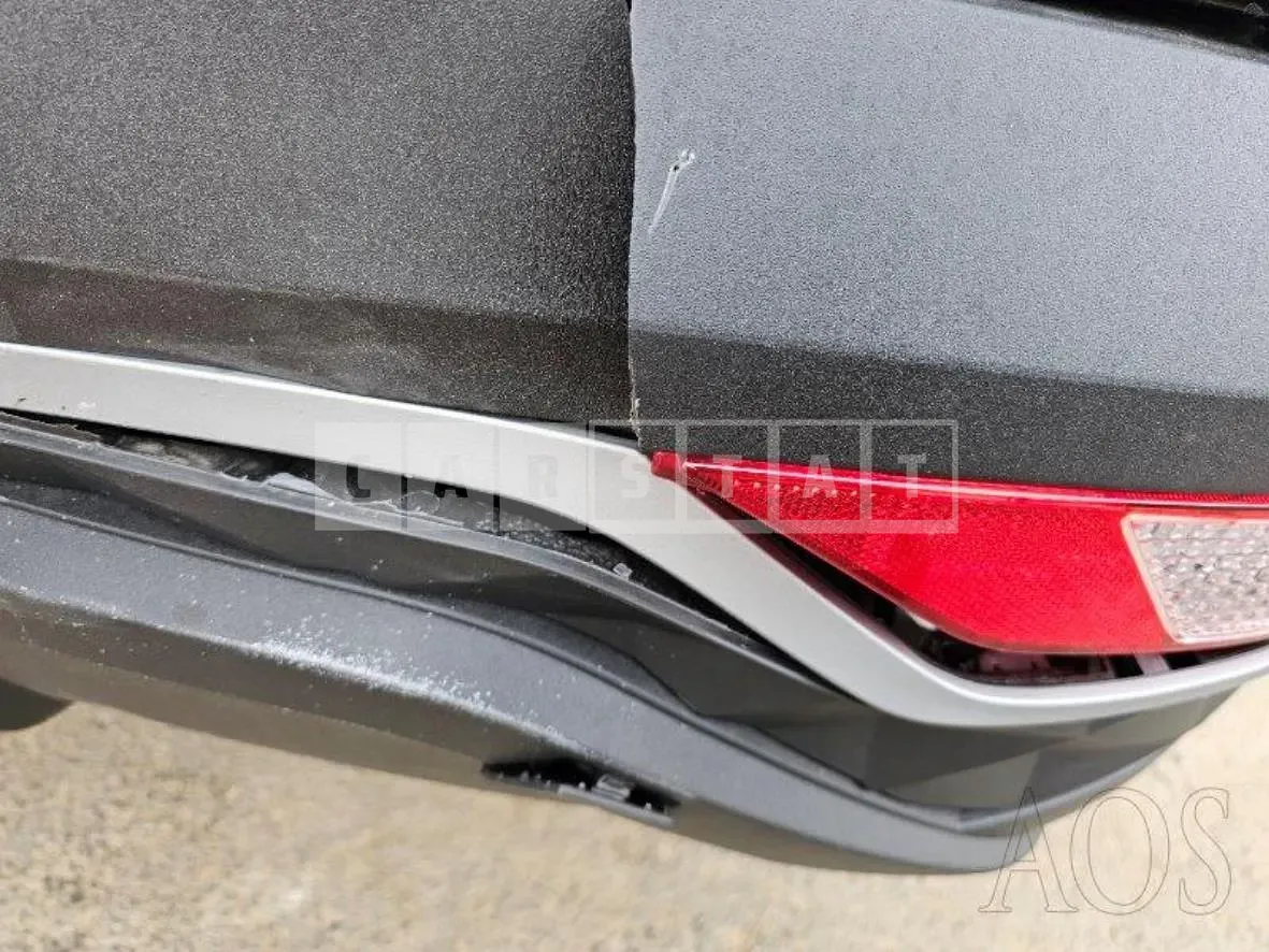 Photo 2 of 17: 2023 Hyundai Tucson Hybrid — Korean insurance auction