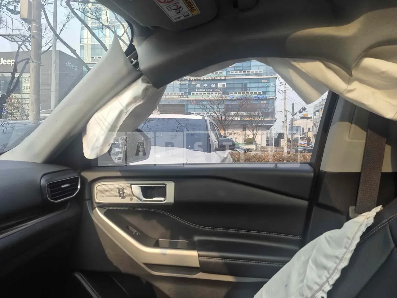 Photo 2 of 22: 2020 Ford Explorer 2.3, VIN 1FMSK8FH1LGC17482 — Korean insurance auction