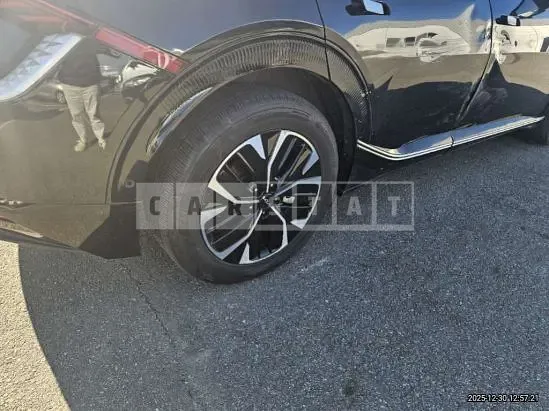 Photo 2 of 30: 2023 Kia EV6 — Korean insurance auction