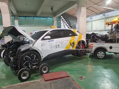 Photo 1 of 46: 2023 Hyundai IONIQ 5, VIN KMHKL81FPPU225190 — Korean insurance auction