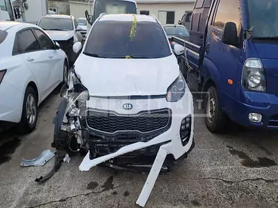 Photo 1 of 20: 2017 Kia Sportage, VIN KNAPN813DHK223220 — Korean insurance auction