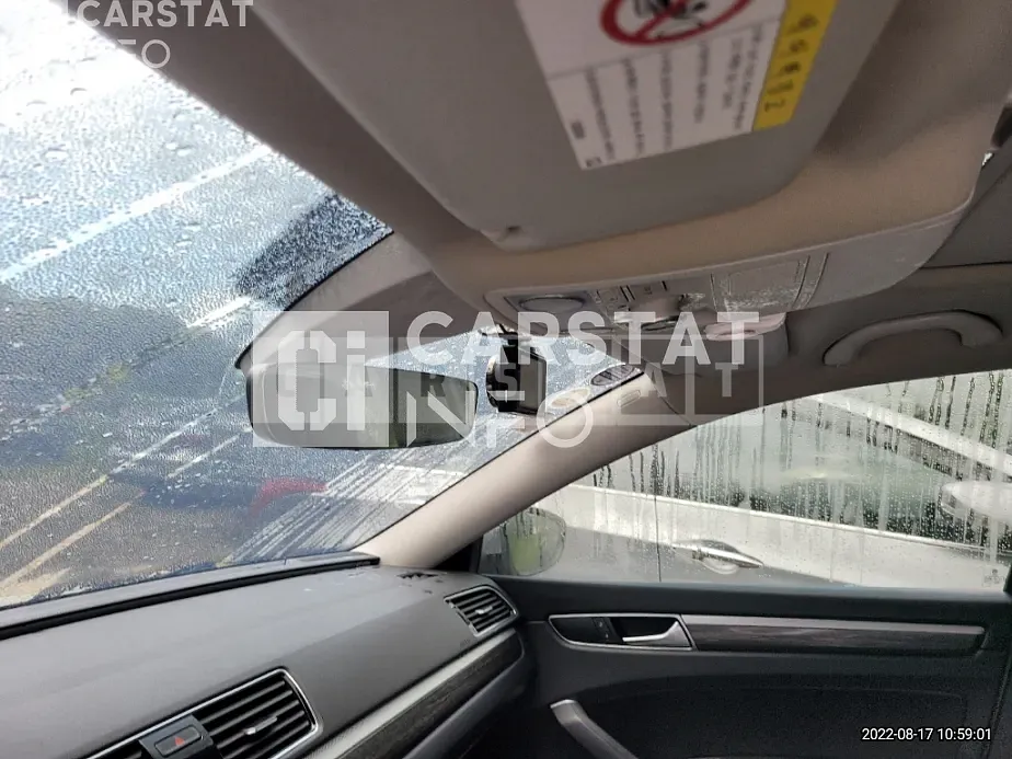Photo 2 of 26: 2018 Volkswagen Passagen Passat 2.0 TSI — Korean insurance auction