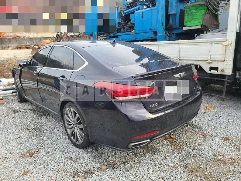 Photo 2 of 10: 2015 Genesis Dh — Korean insurance auction