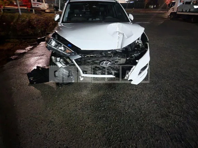 Photo 2 of 14: 2019 Hyundai Tucson, VIN KMHJ281ABKU085634 — Korean insurance auction