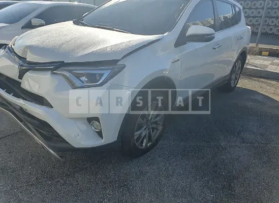 Photo 2 of 28: 2018 Toyota RAV4 Hybrid, VIN JTMDJREV1JD253846 — Korean insurance auction