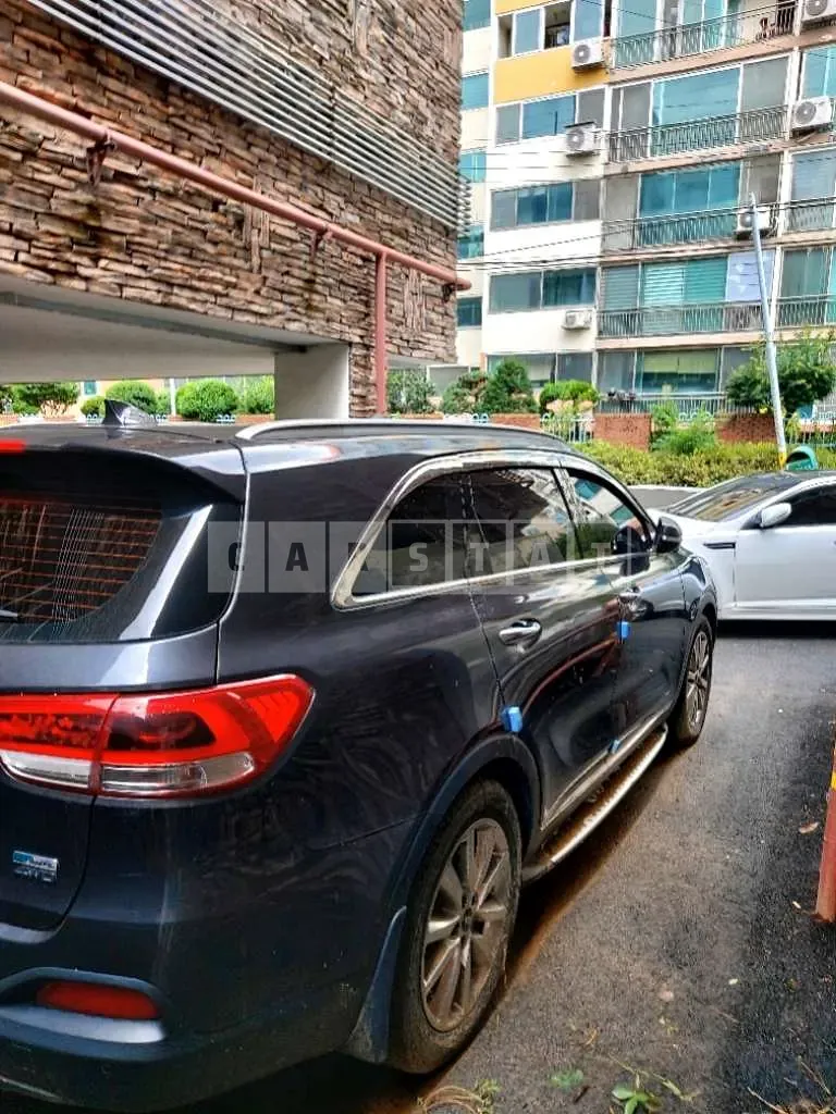 Photo 2 of 6: 2015 Kia Sorento, VIN KNAPK81ADFA018587 — Korean insurance auction