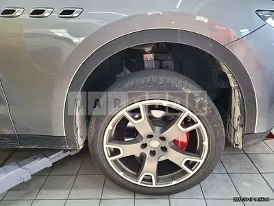 Photo 1 of 30: 2020 Maserati Levante, VIN ZN661XUG0LX349659 — Korean insurance auction