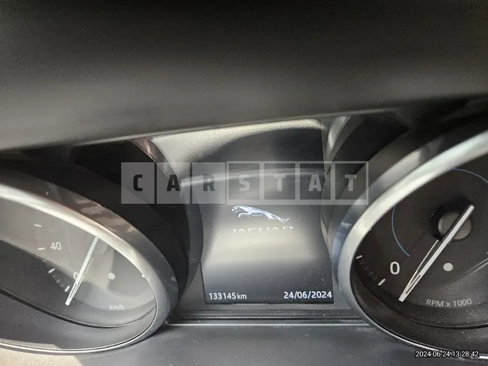 Photo 2 of 21: 2017 Jaguar XE 20d, VIN SAJAB4BNXHCP02983 — Korean insurance auction