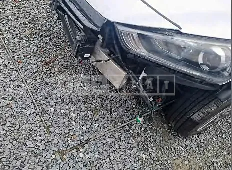 Photo 2 of 27: 2018 Hyundai Modern Ionic, VIN KMHC751CGJU064858 — Korean insurance auction