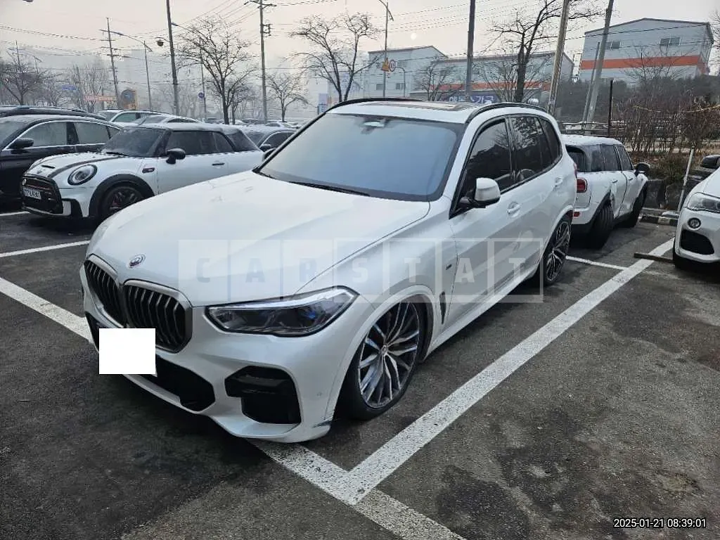Photo 2 of 18: 2023 BMW X5 M50i — Korean insurance auction