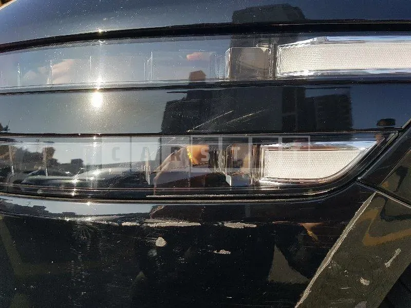 Photo 2 of 3: 2022 Genesis Light /G90 Left Headlamp, VIN KMTFA41DDPU022506 — Korean insurance auction